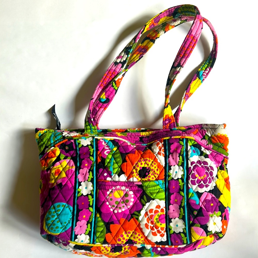 Vera Bradley VaVa Bloom pattern tote